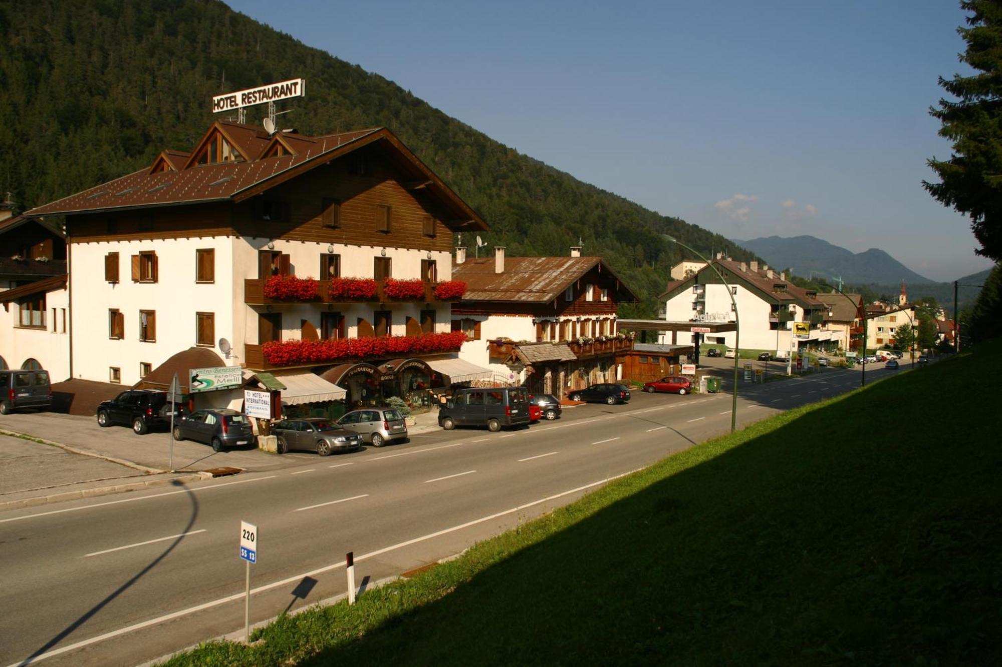 Hotel International Tarvisio Eksteriør billede